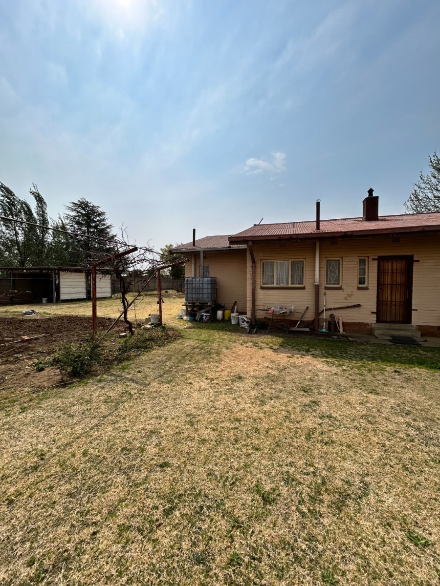 4 Bedroom Property for Sale in Hospitaalheuwel Free State